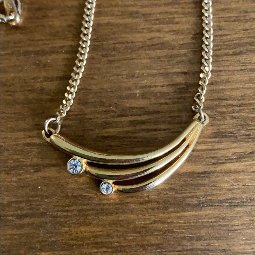 Vintage Avon Necklace